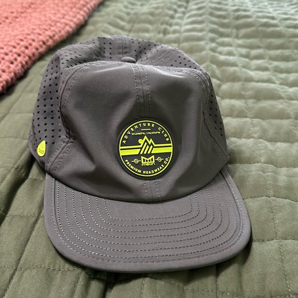 NWOT Melin A game Hydro hat